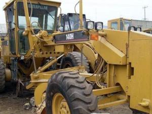 平地機(jī)維修